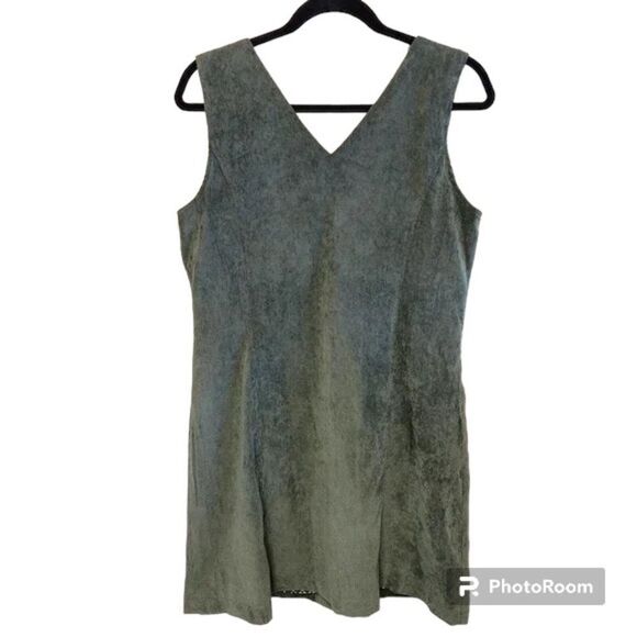 ✨Skies are Blue corduroy Button from jumper✨ - Picture 5 of 9